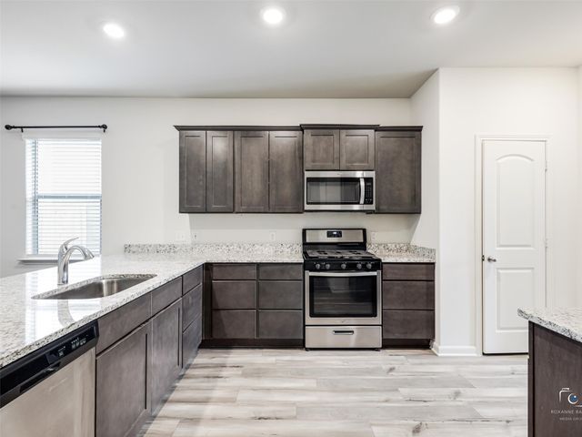 13616 Musselshell Drive, Ponder, TX 76259