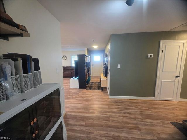 4707 High ST W, Portsmouth, VA 23703