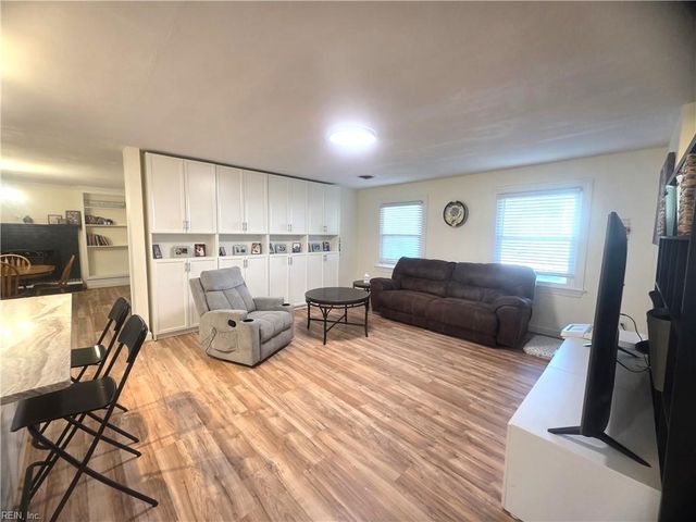 4707 High ST W, Portsmouth, VA 23703