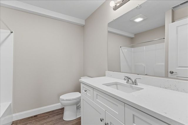 204 Central Street J, Avon, MA 02322