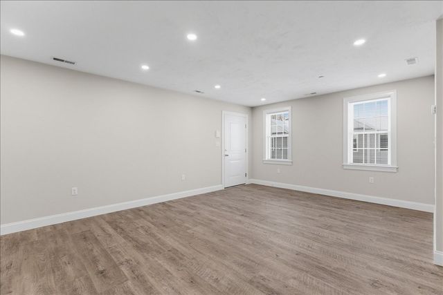 204 Central Street J, Avon, MA 02322