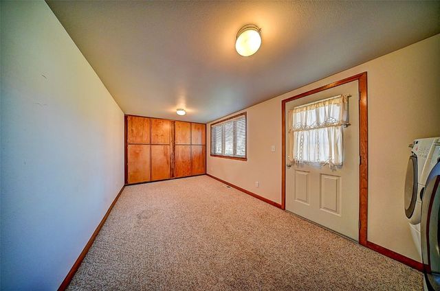 2106 42nd Street NE, Cedar Rapids, IA 52402