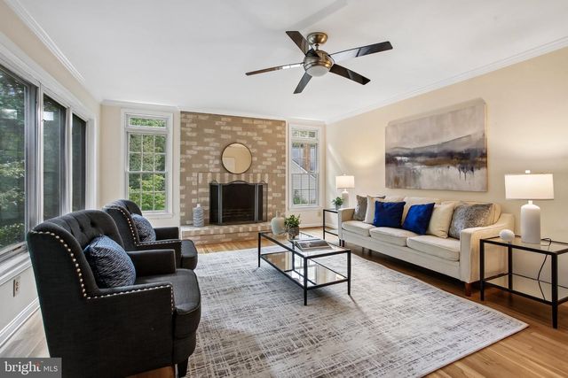 11151 CONESTOGA CT, Oakton, VA 22124