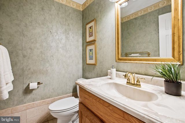 11151 CONESTOGA CT, Oakton, VA 22124