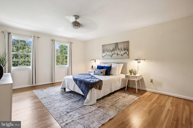 11151 CONESTOGA CT, Oakton, VA 22124