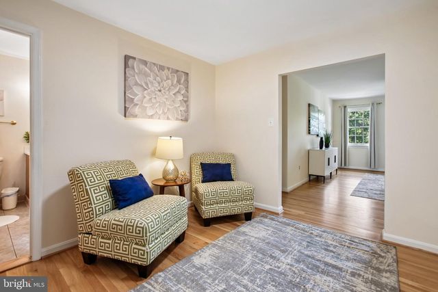 11151 CONESTOGA CT, Oakton, VA 22124
