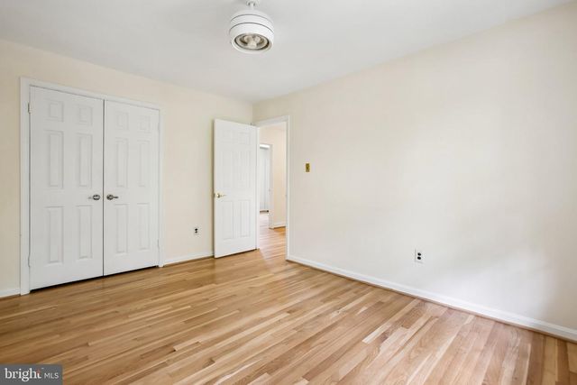11151 CONESTOGA CT, Oakton, VA 22124
