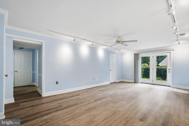11151 CONESTOGA CT, Oakton, VA 22124