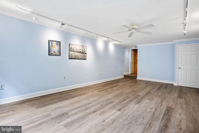 11151 CONESTOGA CT, Oakton, VA 22124