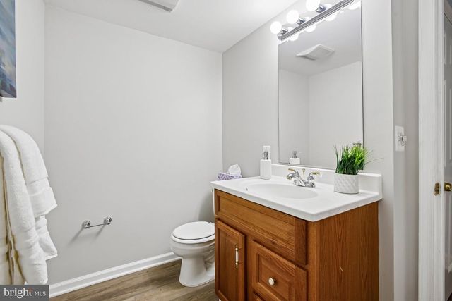 11151 CONESTOGA CT, Oakton, VA 22124