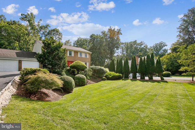 11151 CONESTOGA CT, Oakton, VA 22124
