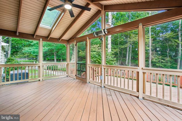 11151 CONESTOGA CT, Oakton, VA 22124