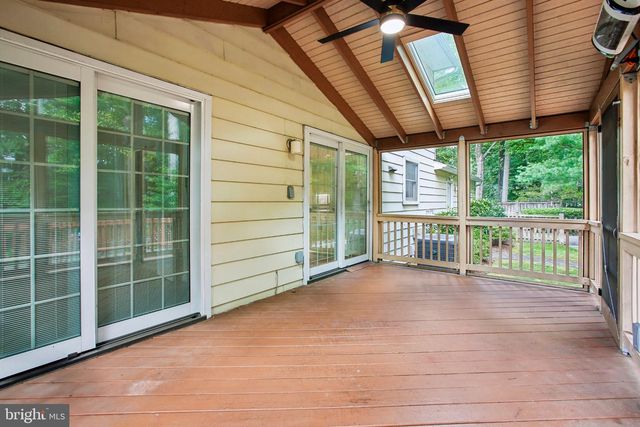 11151 CONESTOGA CT, Oakton, VA 22124