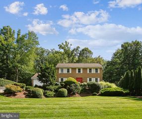 11151 CONESTOGA CT, Oakton, VA 22124
