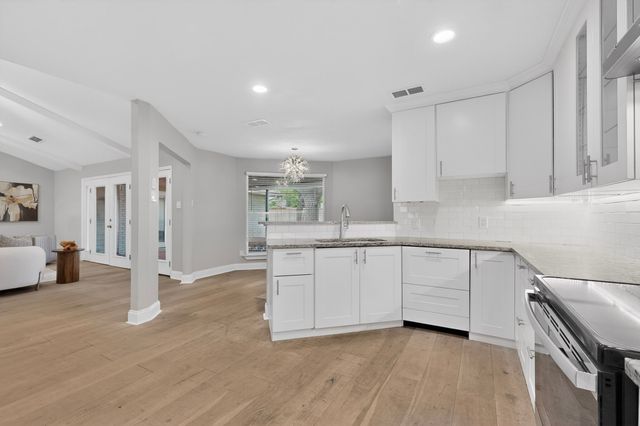 7631 Meadow Road, Dallas, TX 75230