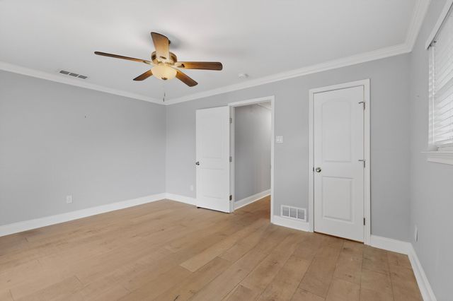 7631 Meadow Road, Dallas, TX 75230
