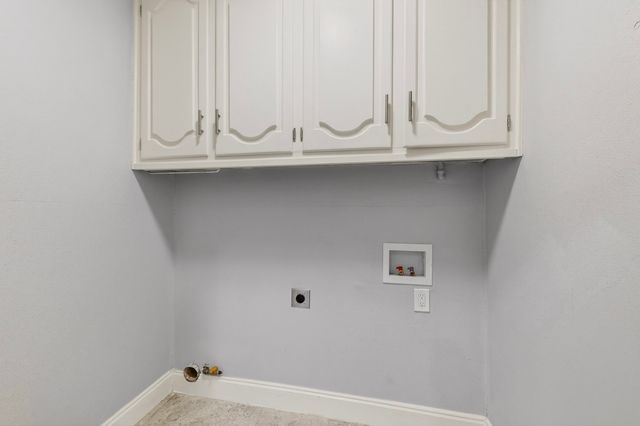 7631 Meadow Road, Dallas, TX 75230
