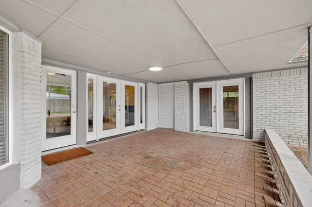 7631 Meadow Road, Dallas, TX 75230
