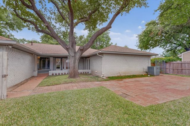 7631 Meadow Road, Dallas, TX 75230