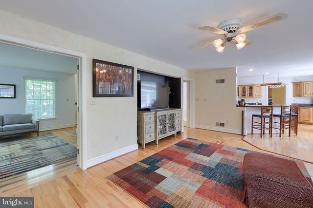 404 RHODA DR, Lancaster, PA 17601