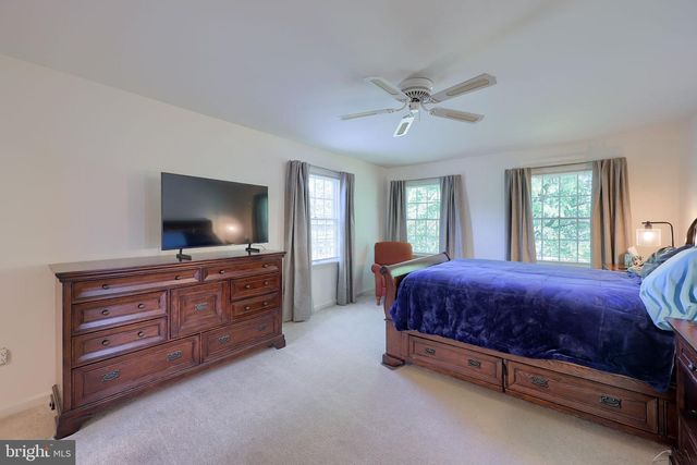 404 RHODA DR, Lancaster, PA 17601