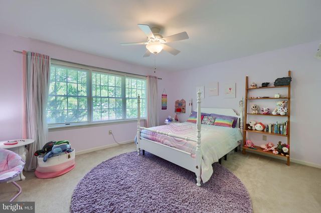 404 RHODA DR, Lancaster, PA 17601