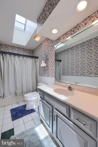 404 RHODA DR, Lancaster, PA 17601