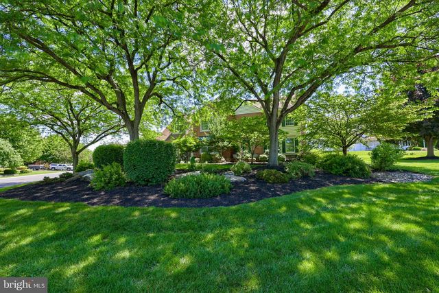 404 RHODA DR, Lancaster, PA 17601