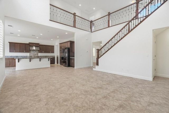 445 Russell Way, Marina, CA 93933