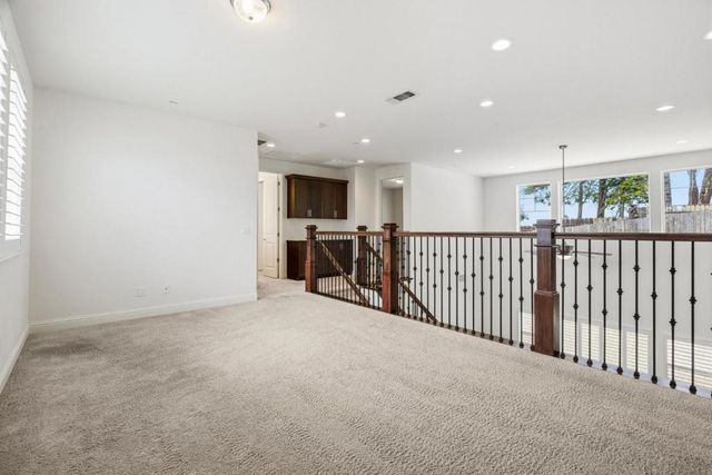 445 Russell Way, Marina, CA 93933