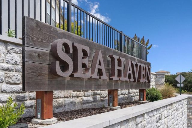 445 Russell Way, Marina, CA 93933