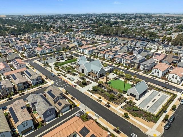 445 Russell Way, Marina, CA 93933