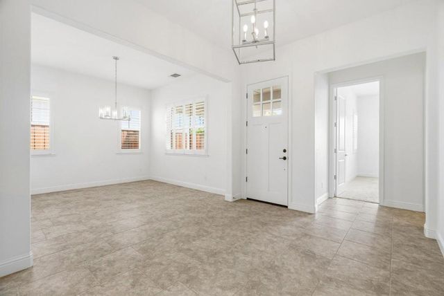 445 Russell Way, Marina, CA 93933