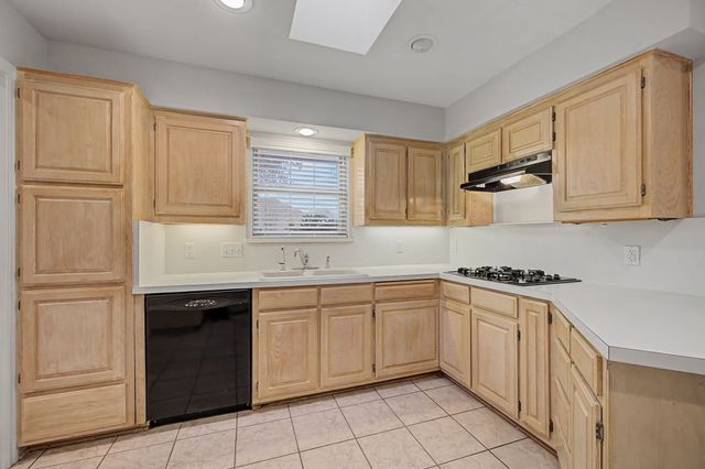 7513 Ramble Wood Trail, Fort Worth, TX 76132