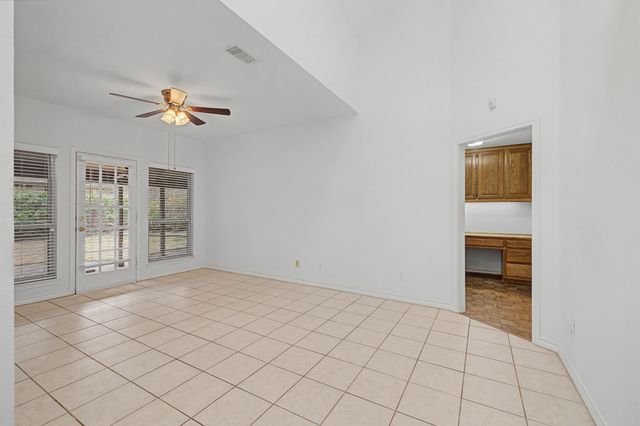 7513 Ramble Wood Trail, Fort Worth, TX 76132