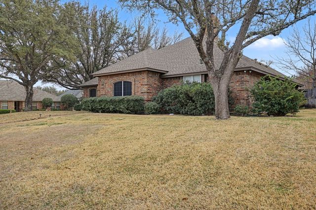 7513 Ramble Wood Trail, Fort Worth, TX 76132