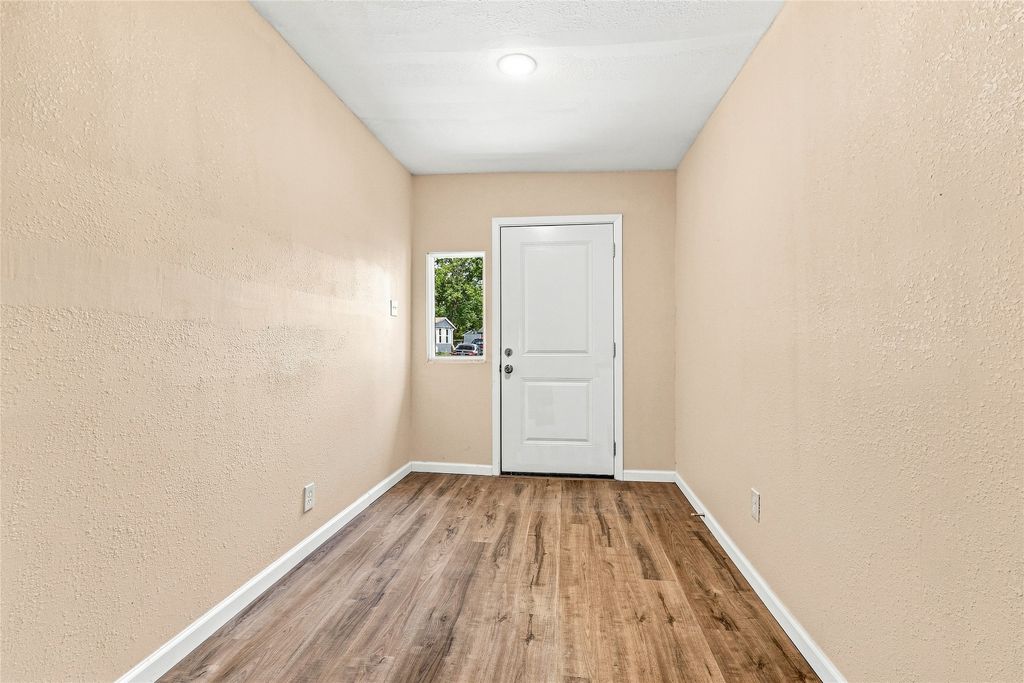 702 Jonathan Lane, Arlington, TX 76010 — photo 4