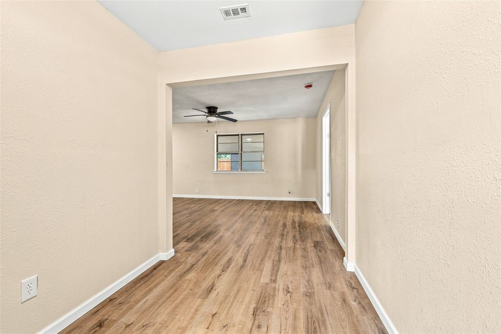 702 Jonathan Lane, Arlington, TX 76010 — photo 5