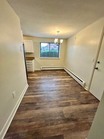 70 C Charles River Rd 70 C, Waltham, MA 02453