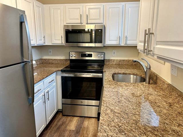 70 C Charles River Rd 70 C, Waltham, MA 02453