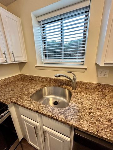 70 C Charles River Rd 70 C, Waltham, MA 02453