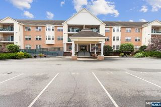 401 Dercole Court 114, Norwood, NJ 07648