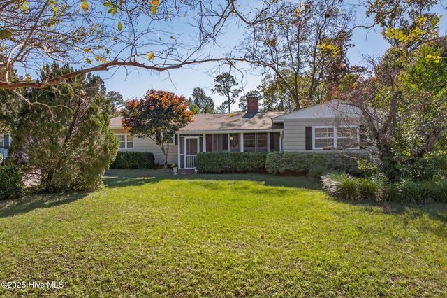 2224 Camellia Drive, Wilmington, NC 28403