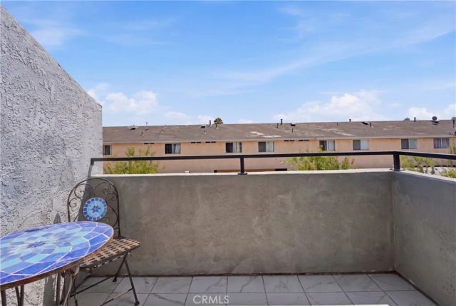 1530 W 145th 205, Gardena, CA 90247