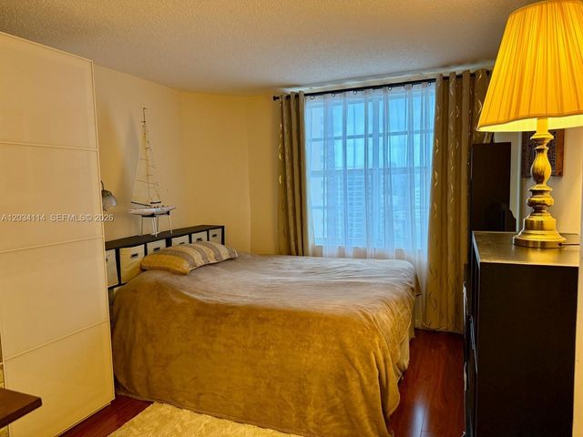 1965 S Ocean Dr 11K, Hallandale Beach, FL 33009
