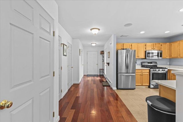 93 Juniper Drive, South Burlington, VT 05403