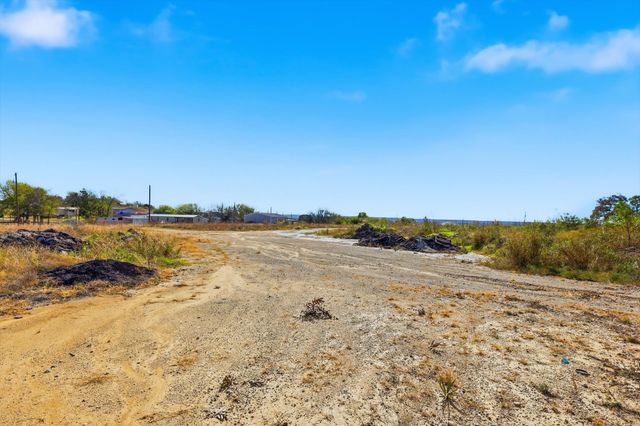 Lot 143 Blk 4 Veal Station Road, Azle, TX 76020