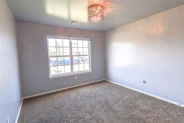 7221 Prairie Twyne Drive, Yukon, OK 73099