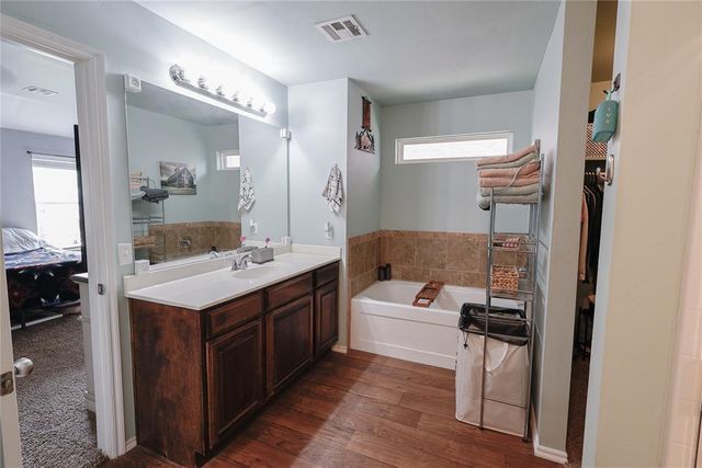 7221 Prairie Twyne Drive, Yukon, OK 73099