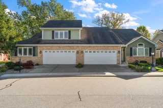 2335 Legend Circle E, Chesterton, IN 46304